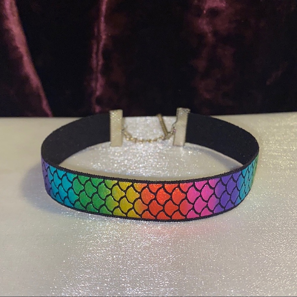 Rainbow Mermaid Choker 🌈
